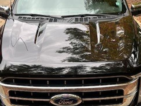 Used 2022 Ford F150 Lariat w/ Equipment Group 502A High image 11