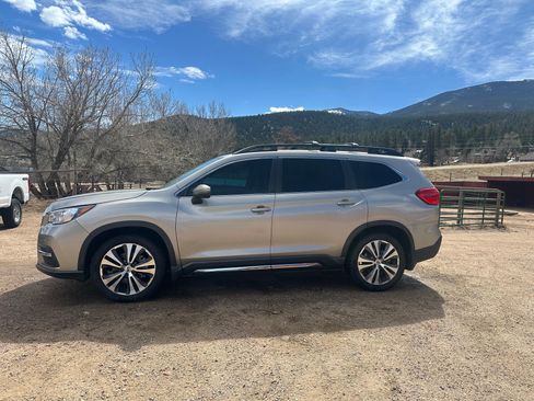Used 2019 Subaru Ascent Limited image 4