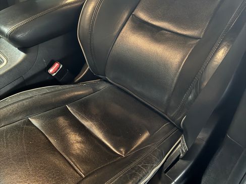 Used 2011 Jeep Grand Cherokee Overland image 9