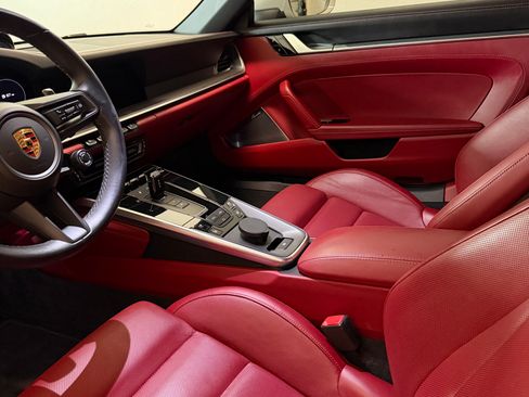 Used 2020 Porsche 911 Carrera 4S image 18