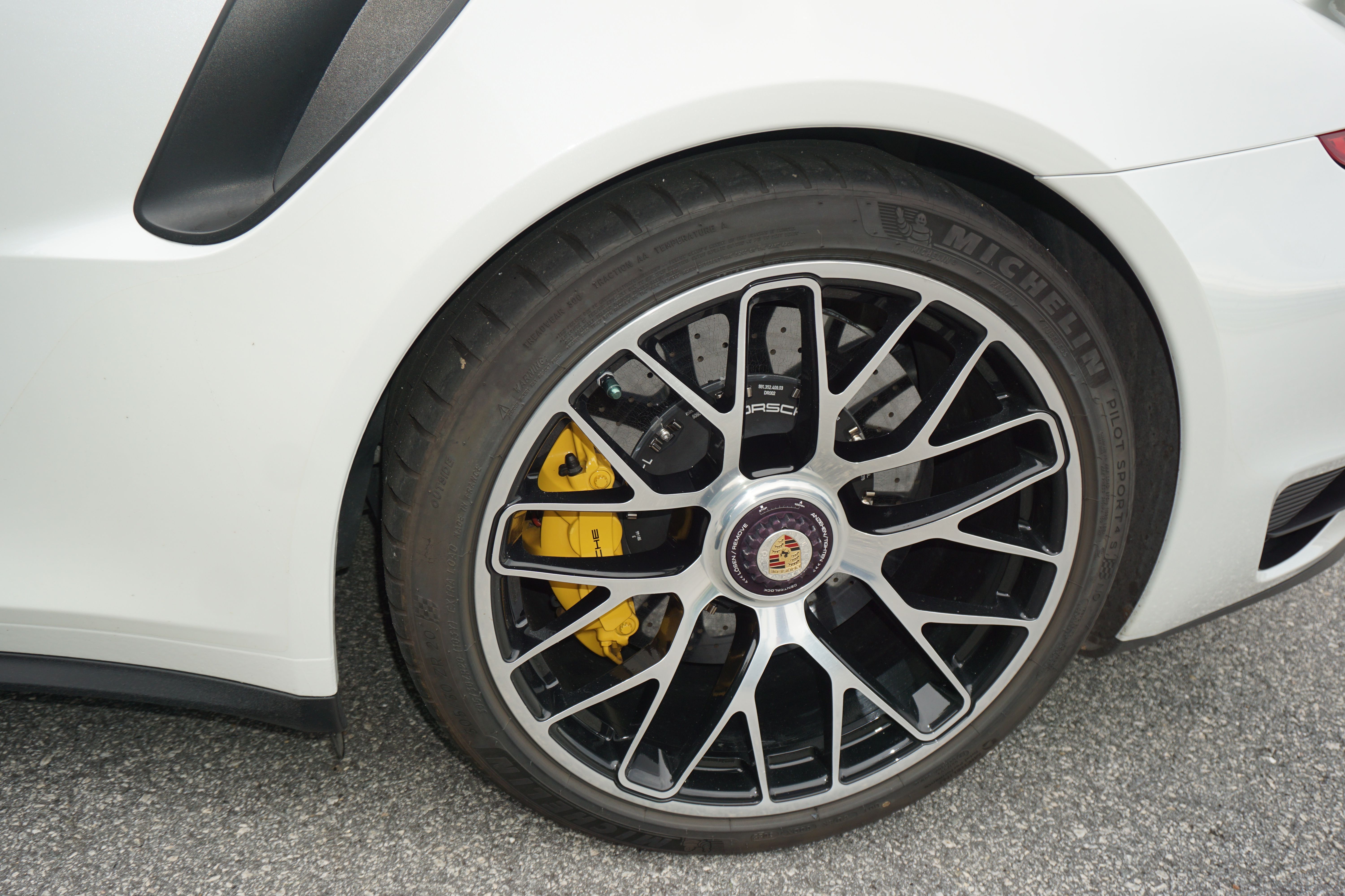 Used 2015 Porsche 911 Turbo S AWD/4WD image 22