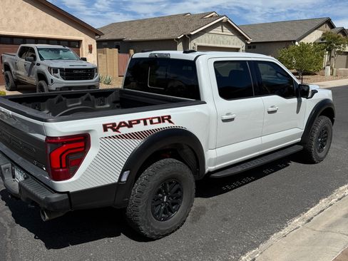 Used 2024 Ford F150 Raptor AWD/4WD image 8