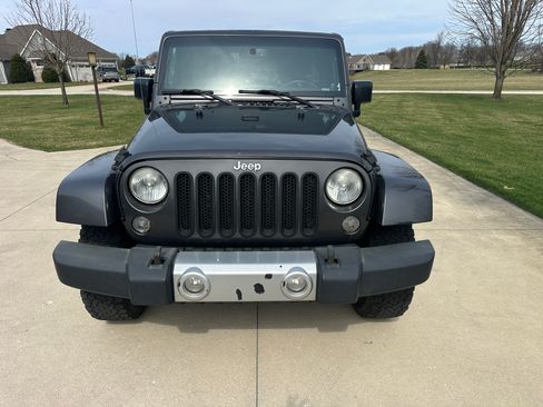 Used 2014 Jeep Wrangler Unlimited Sahara w/ Connectivity Group image 2