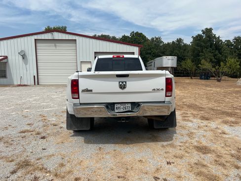 Used 2010 Dodge Ram 3500 Truck SLT w/ Big Horn Regional Package AWD/4WD image 4