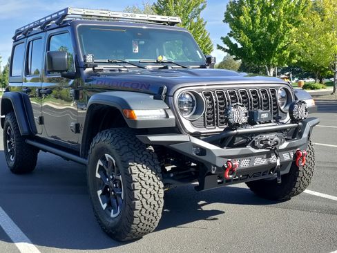 Used 2024 Jeep Wrangler Unlimited Rubicon image 14