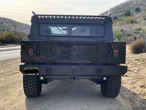 Used 1996 HUMMER H1 4-Door Hard Top image 14