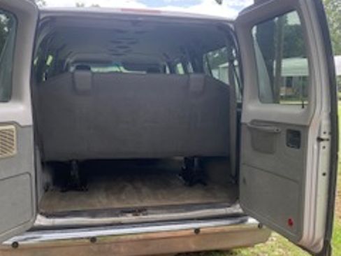 Used 2014 Ford E-350 and Econoline 350 XLT RWD image 12