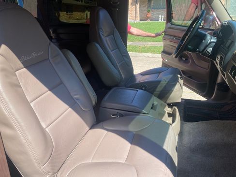 Used 1996 Ford Bronco image 8