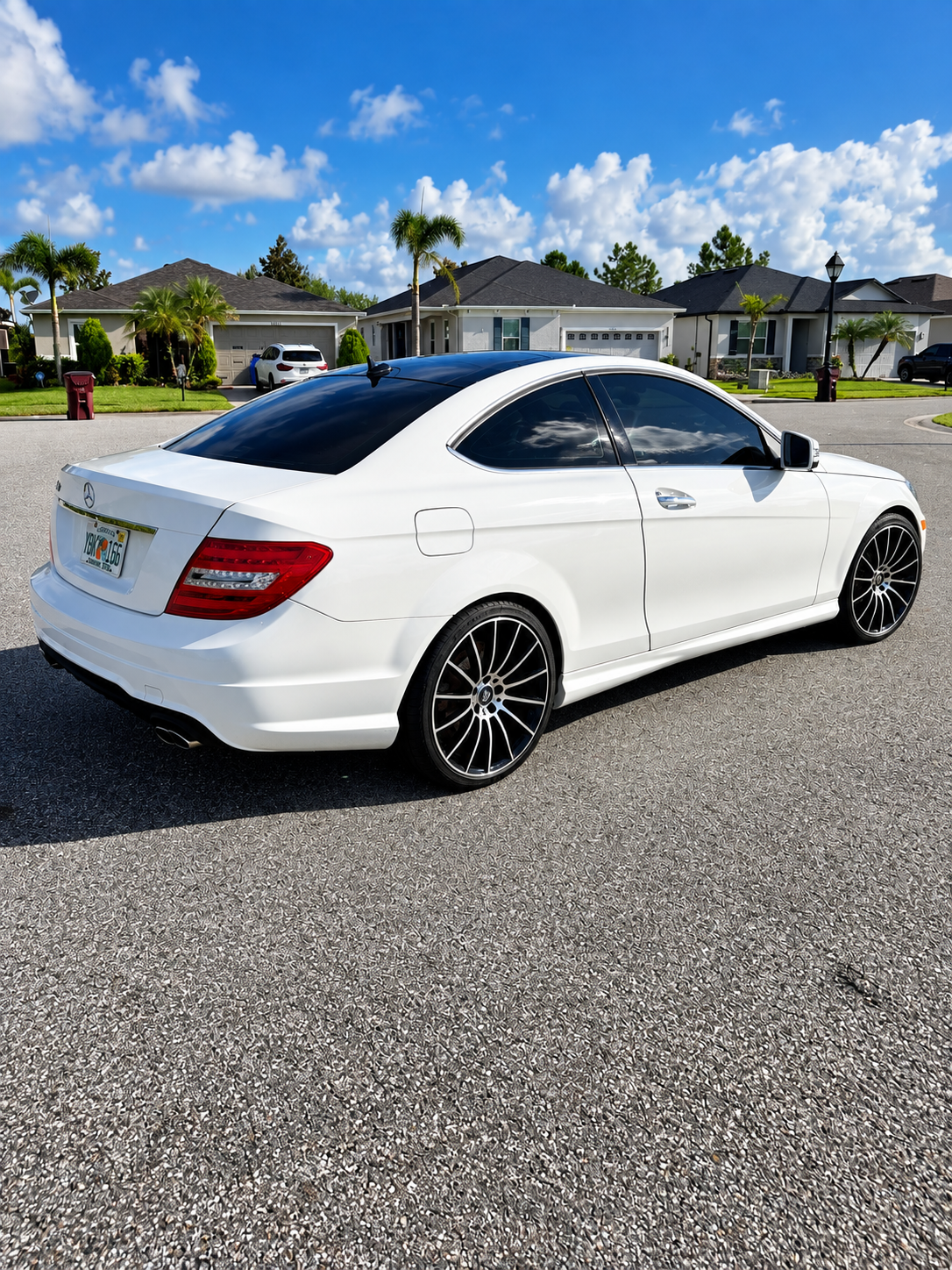 Used 2015 Mercedes-Benz C 250 Coupe image 4