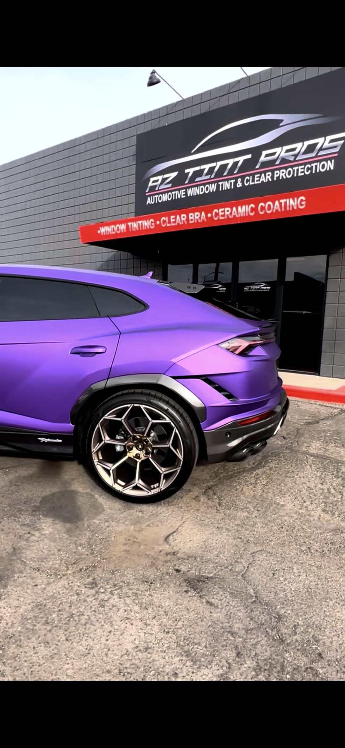 Used 2024 Lamborghini Urus Performante AWD/4WD image 5