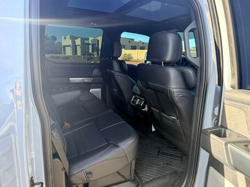 Used 2025 Ford F350 Platinum image 16