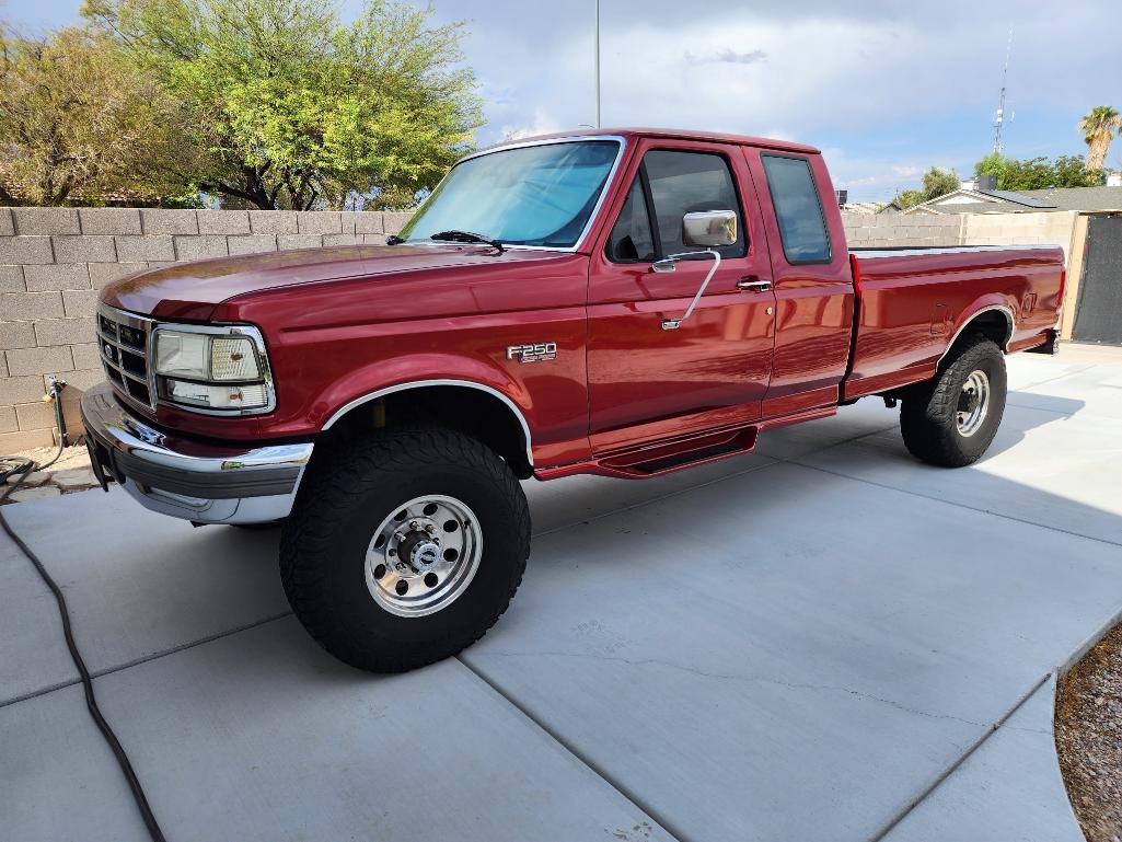 Used 1997 Ford F250 4x4 SuperCab Heavy Duty image 1