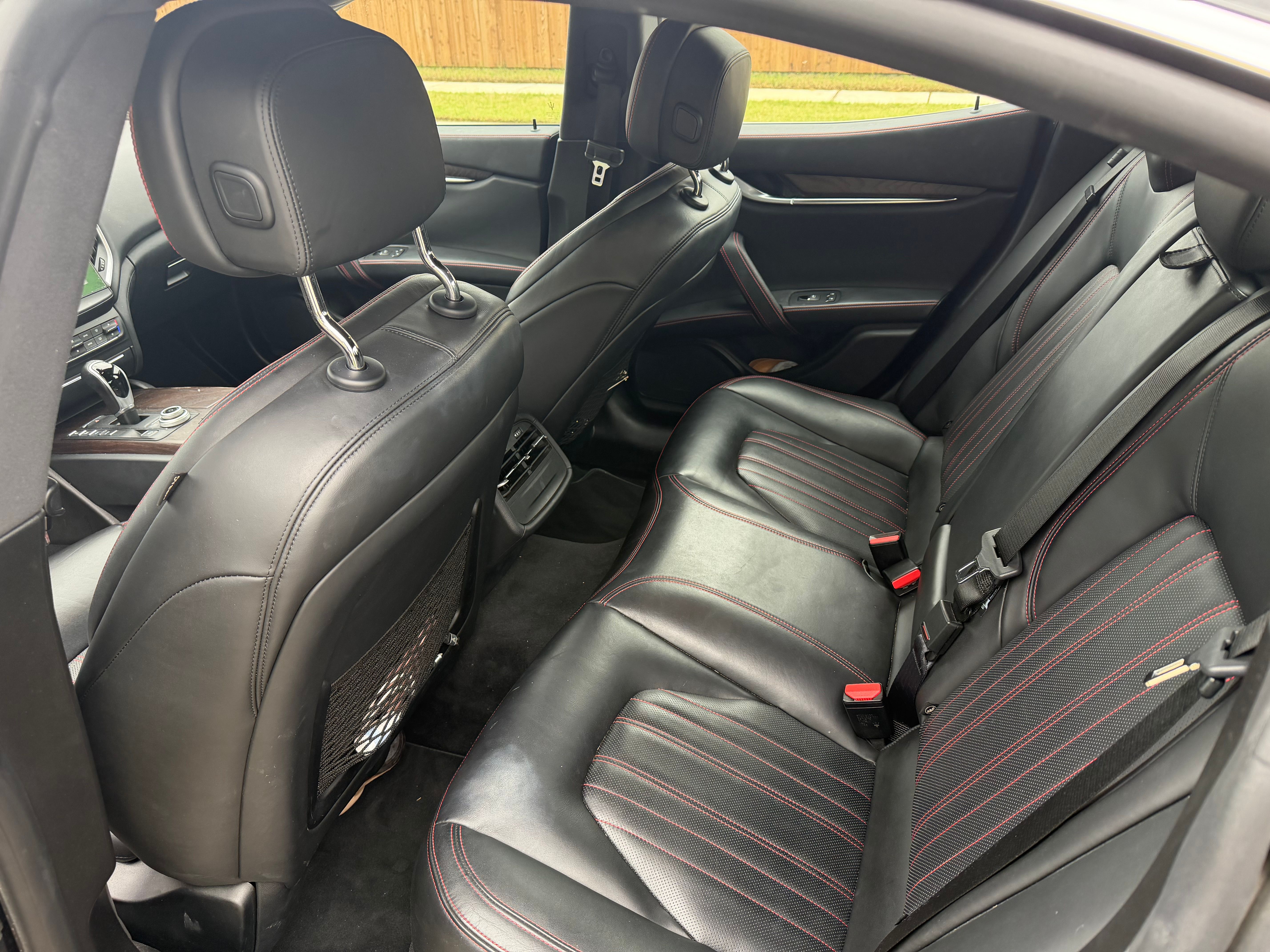Used 2017 Maserati Ghibli w/ Luxury Package RWD image 6