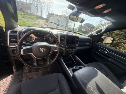 Used 2022 RAM 1500 Big Horn image 8