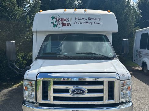 Used 2017 Ford E-350 and Econoline 350 Super Duty w/ Shuttle Bus Prep Package image 4