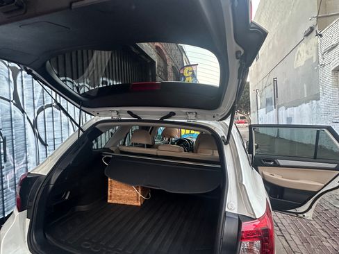 Used 2018 Subaru Outback 2.5i Premium image 5