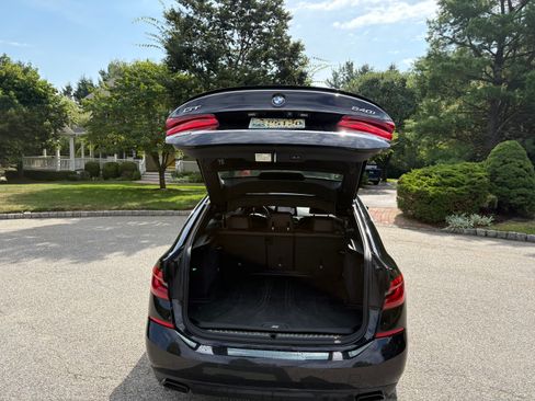 Used 2019 BMW 640i Gran Turismo xDrive image 9