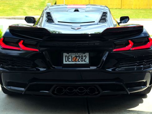 Used 2023 Chevrolet Corvette Z06 w/ Engine Appearance Package RWD image 6