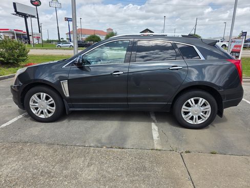 Used 2016 Cadillac SRX Luxury image 4