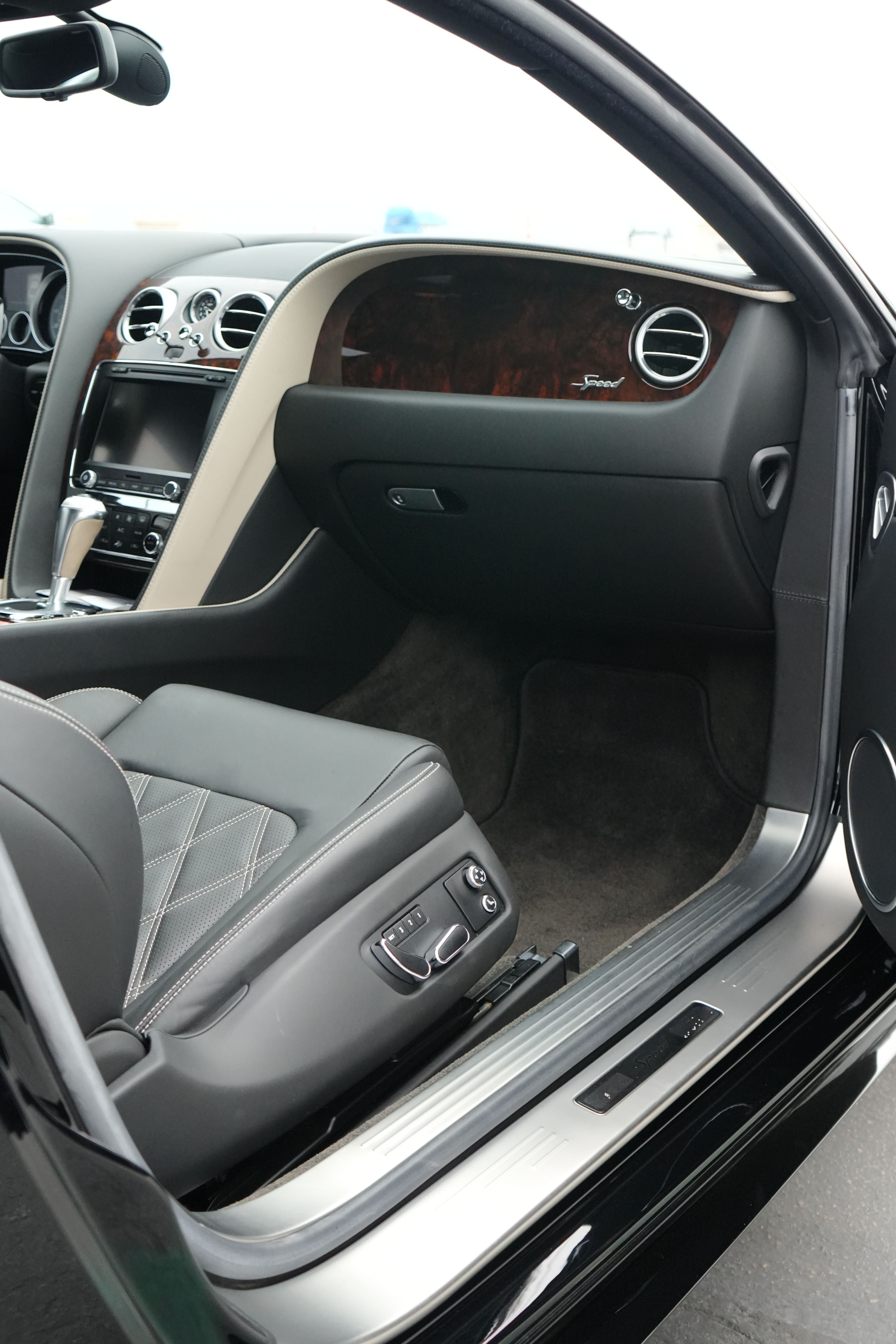 Used 2015 Bentley Continental GT Speed AWD/4WD image 27