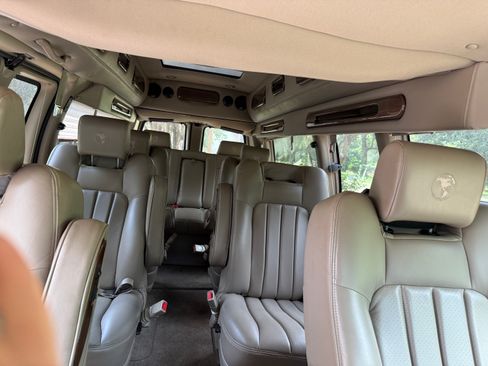 Used 2014 GMC Savana 2500 Extended RWD image 13