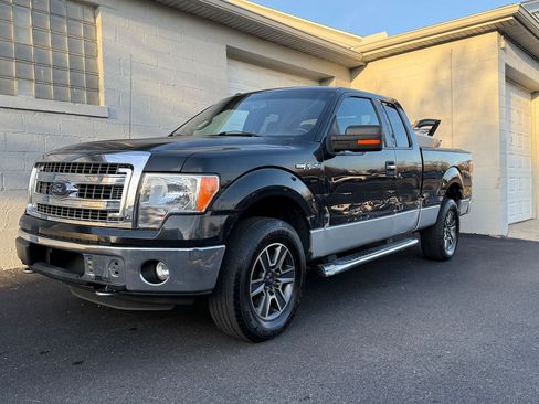 Used 2013 Ford F150 XLT w/ Luxury Equipment Group image 2