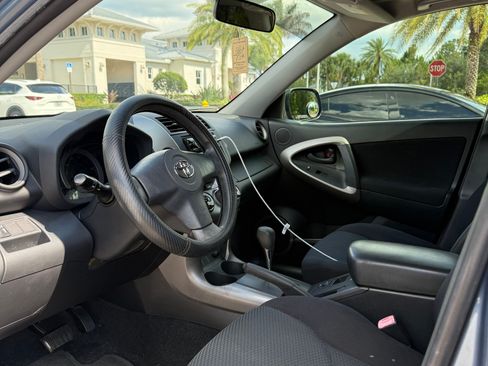 Used 2007 Toyota RAV4 Sport AWD/4WD image 8
