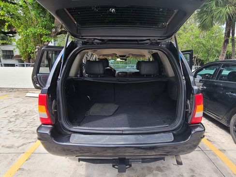 Used 2004 Jeep Grand Cherokee Limited image 12
