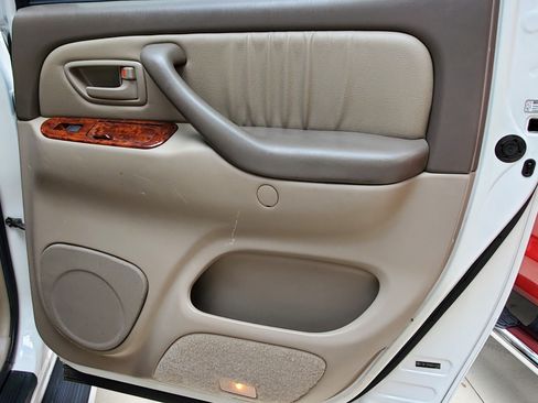 Used 2006 Toyota Tundra Limited image 23