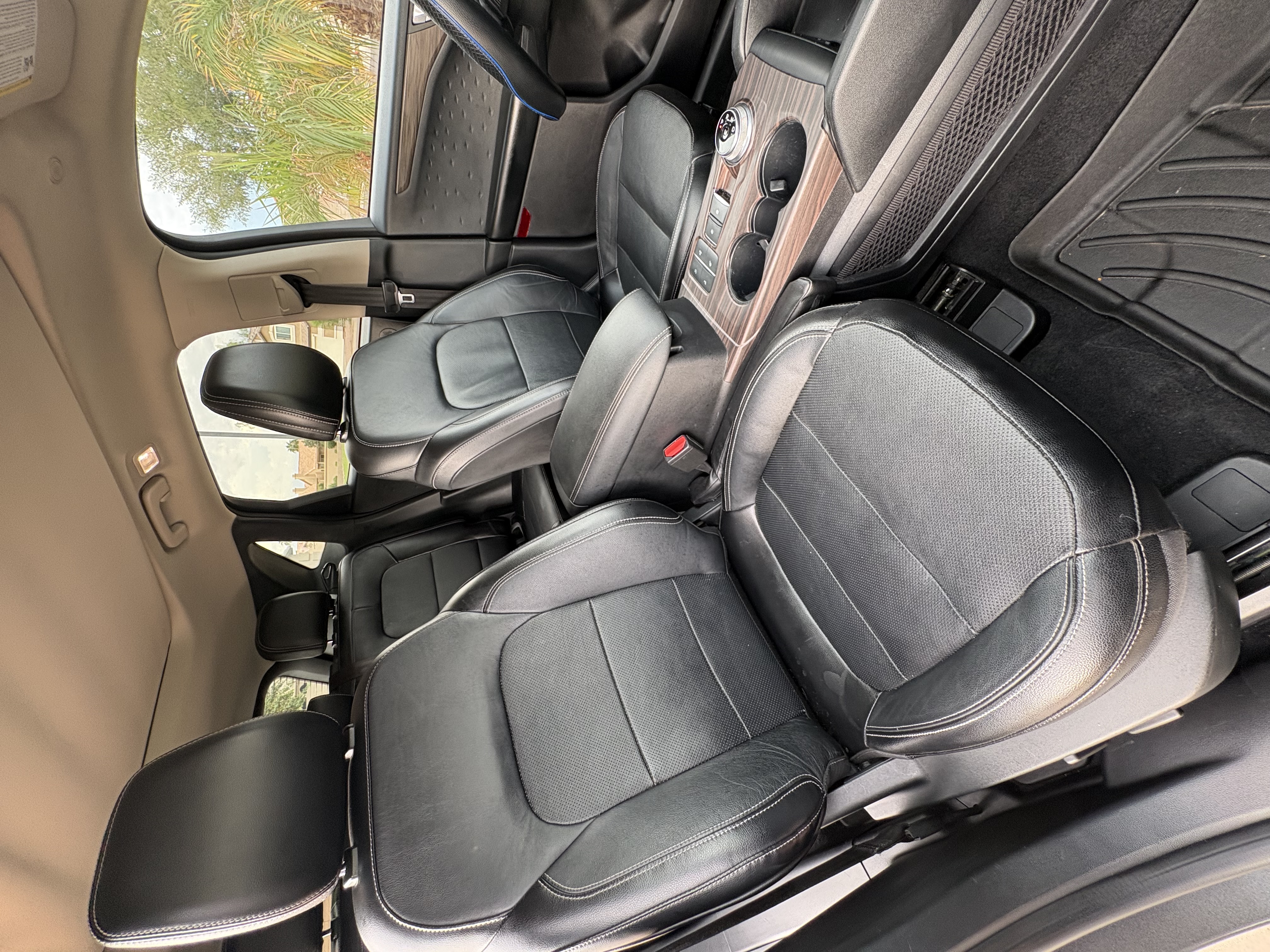 Used 2020 Ford Escape Titanium AWD/4WD image 12