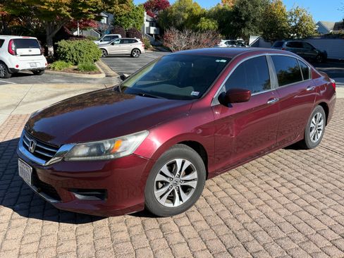 Used 2013 Honda Accord LX image 8