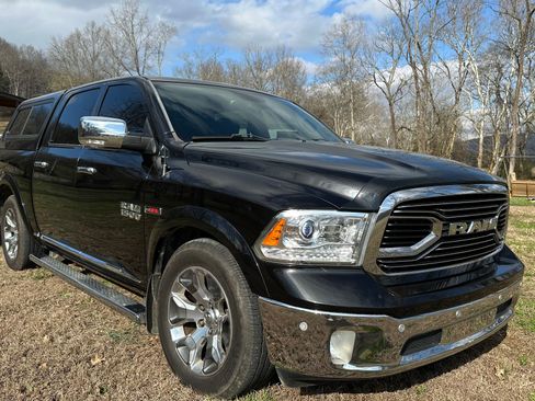 Used 2017 RAM 1500 Limited image 16