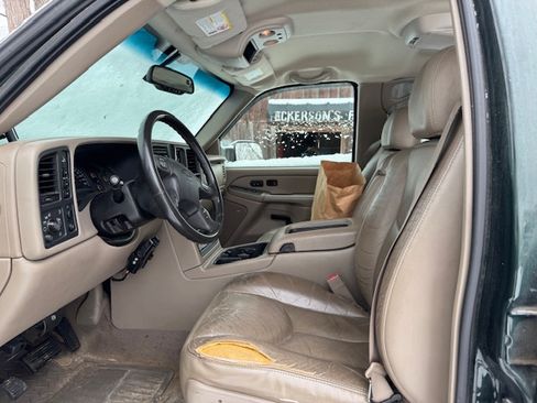 Used 2004 Chevrolet Silverado 2500 LT image 8