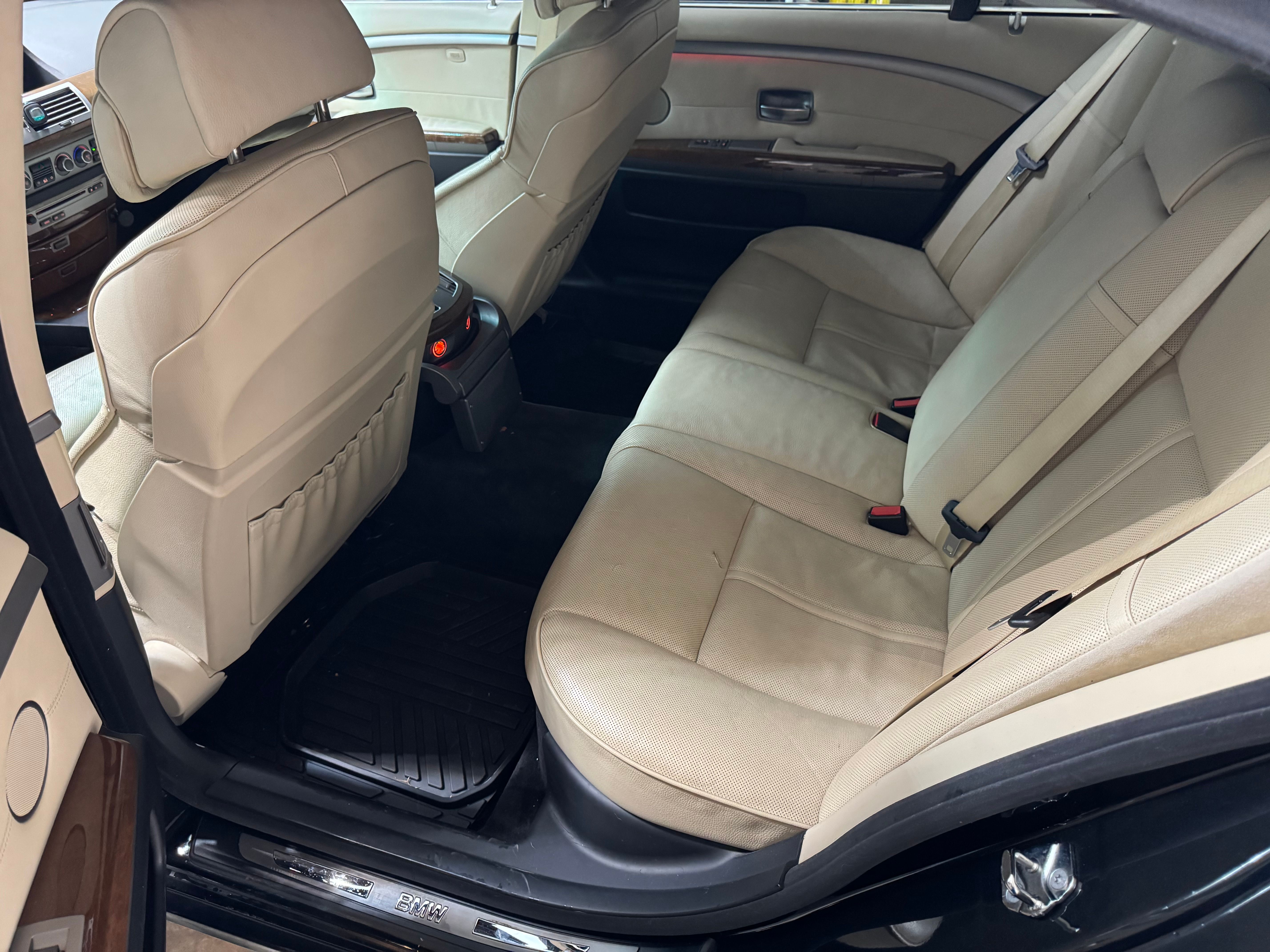 Used 2007 BMW 750Li RWD image 15