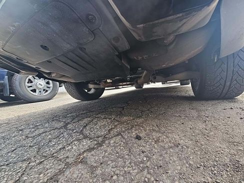 Used 2020 Land Rover Range Rover HSE image 17