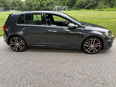 Used 2017 Volkswagen GTI S FWD image 4