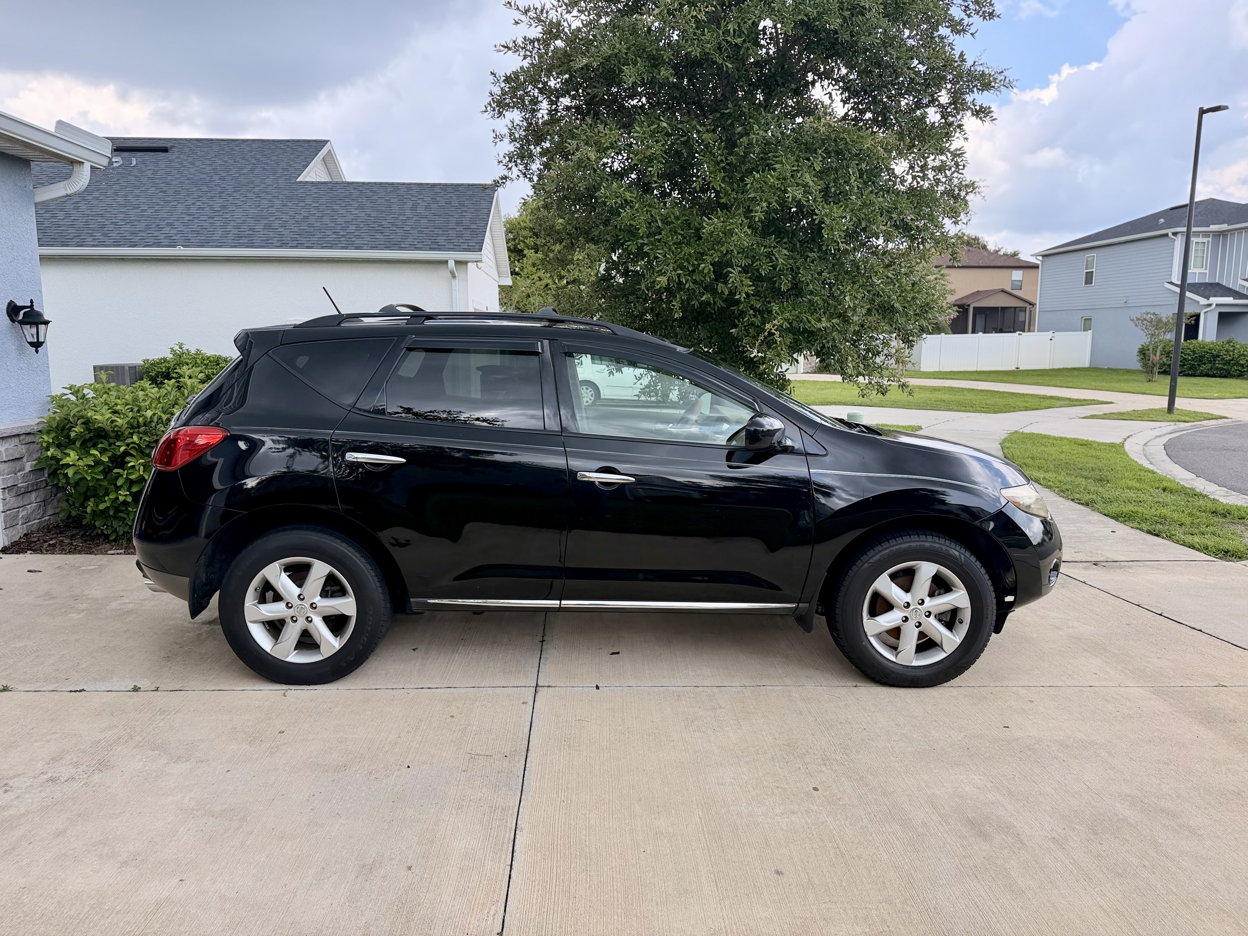 Used 2010 Nissan Murano SL w/ Leather Pkg FWD image 6