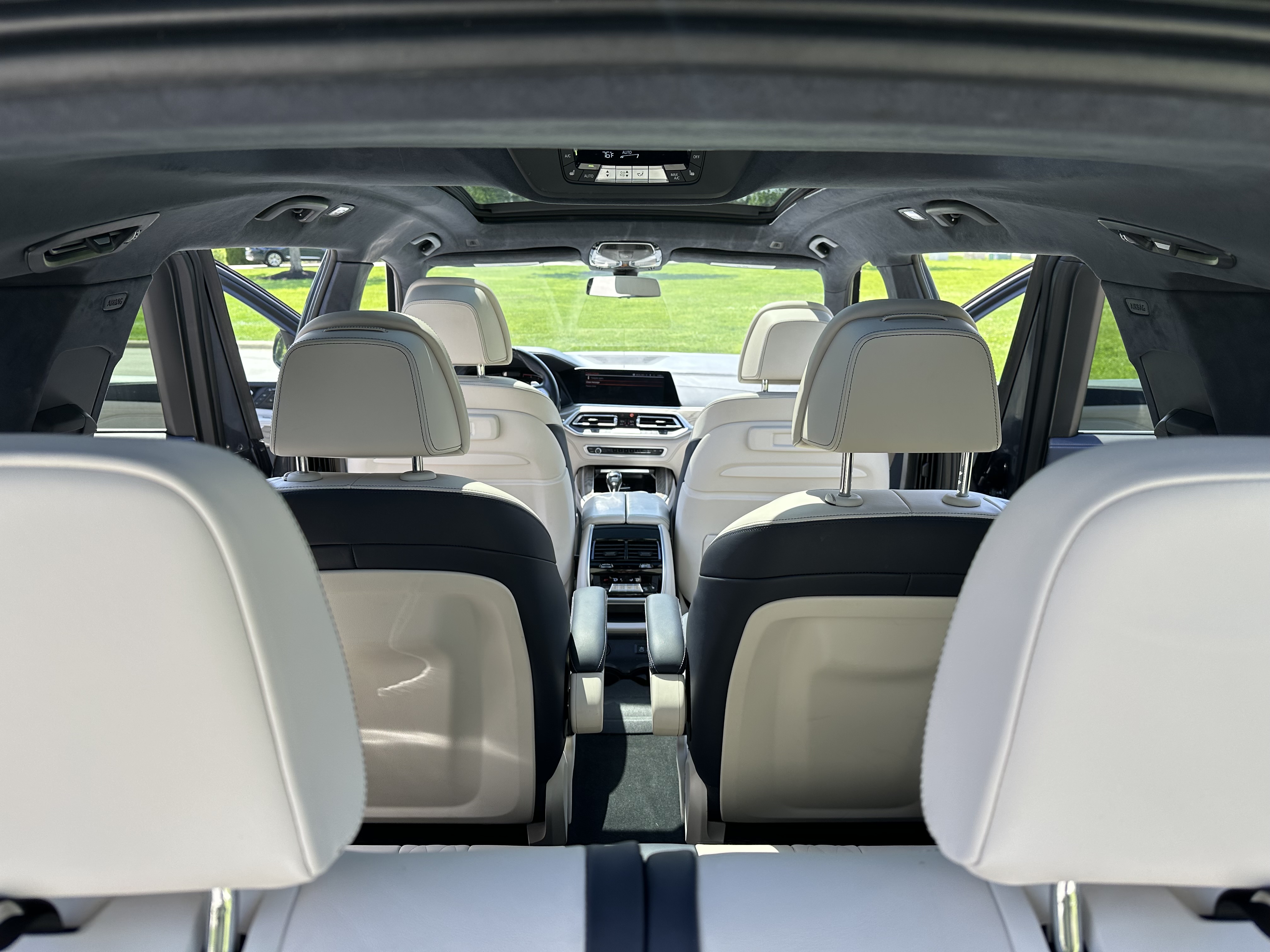 Used 2019 BMW X7 xDrive50i w/ Dynamic Handling Package AWD/4WD image 21