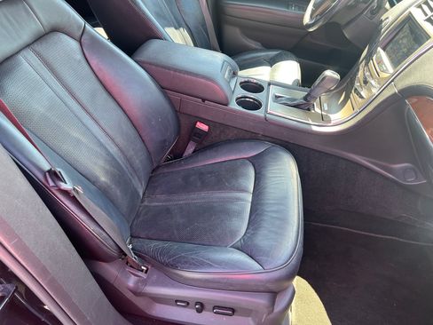 Used 2013 Lincoln MKX AWD image 18