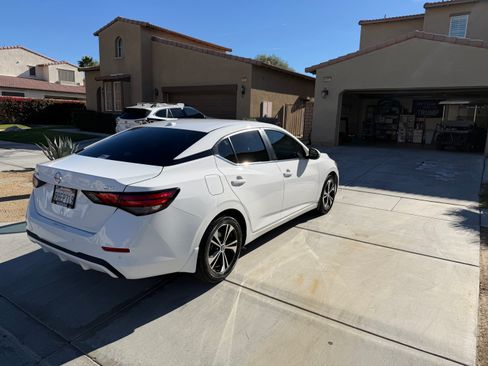 Used 2020 Nissan Sentra SV w/ Electronics Package image 9