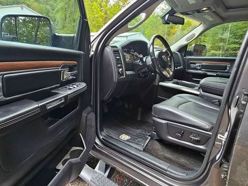 Used 2018 RAM 2500 Laramie w/ Sport Appearance Group image 17