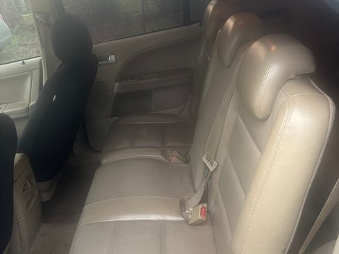 Used 2005 Ford Freestyle SEL image 6