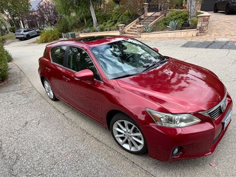 Used 2012 Lexus CT 200h Premium FWD image 5