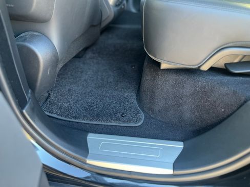 Used 2018 Land Rover Range Rover Sport SVR image 25