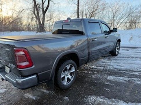 Used 2019 RAM 1500 Laramie image 8