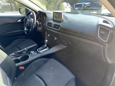 Used 2014 MAZDA MAZDA3 i Touring w/ Technology Package image 17