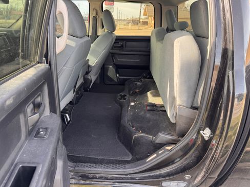 Used 2015 RAM 1500 Express image 4