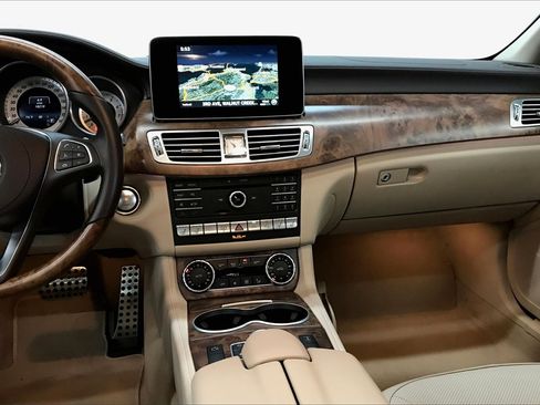 Used 2016 Mercedes-Benz CLS 550 image 6