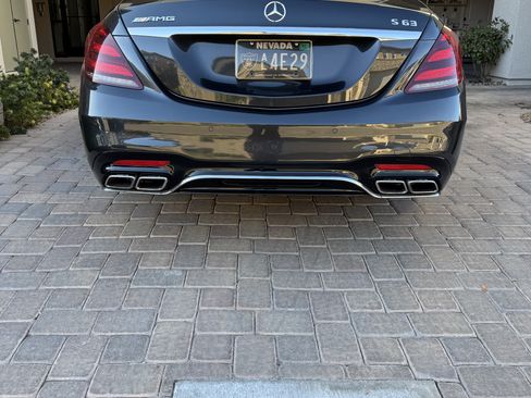 Used 2019 Mercedes-Benz S 63 AMG S 4MATIC Sedan image 29