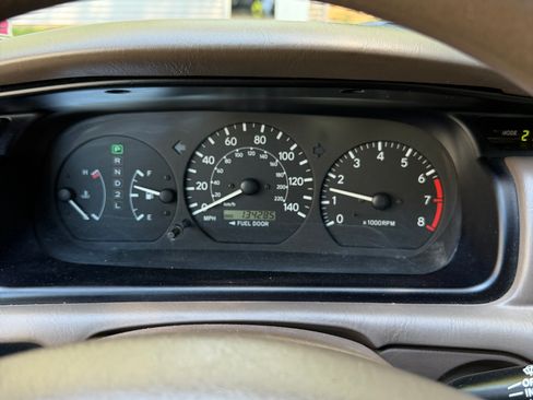 Used 2001 Toyota Camry LE FWD image 6